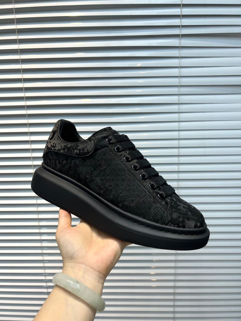 Alexander Mcqueen Casual Shoes